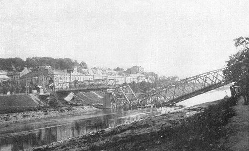 Gesprengte Brücke über den San bei Przemysl
