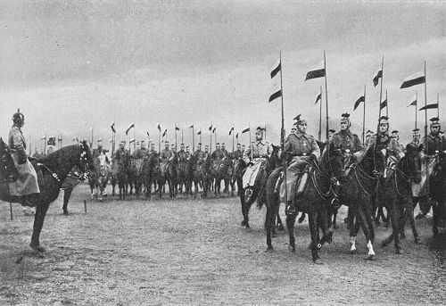 Kronprinz Rupprecht von Bayern nimmt in Lille die Parade zum Geburtstag von Kaiser Wilhelm II. ab