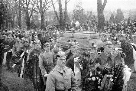 Die Beisetzung des Grafen Zeppelin in Stuttgart