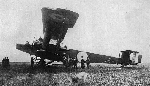Luftkrieg 1917: Das bei Laon erbeutete englische Großflugzeug