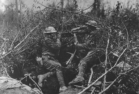 Westfront 1. Weltkrieg: Eine amerikanische MG-Stellung im Bois des Rappes